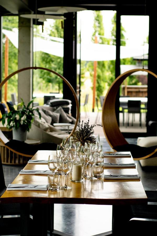 Karma House Goscienczyce Bed & Breakfast Grojec  Bagian luar foto