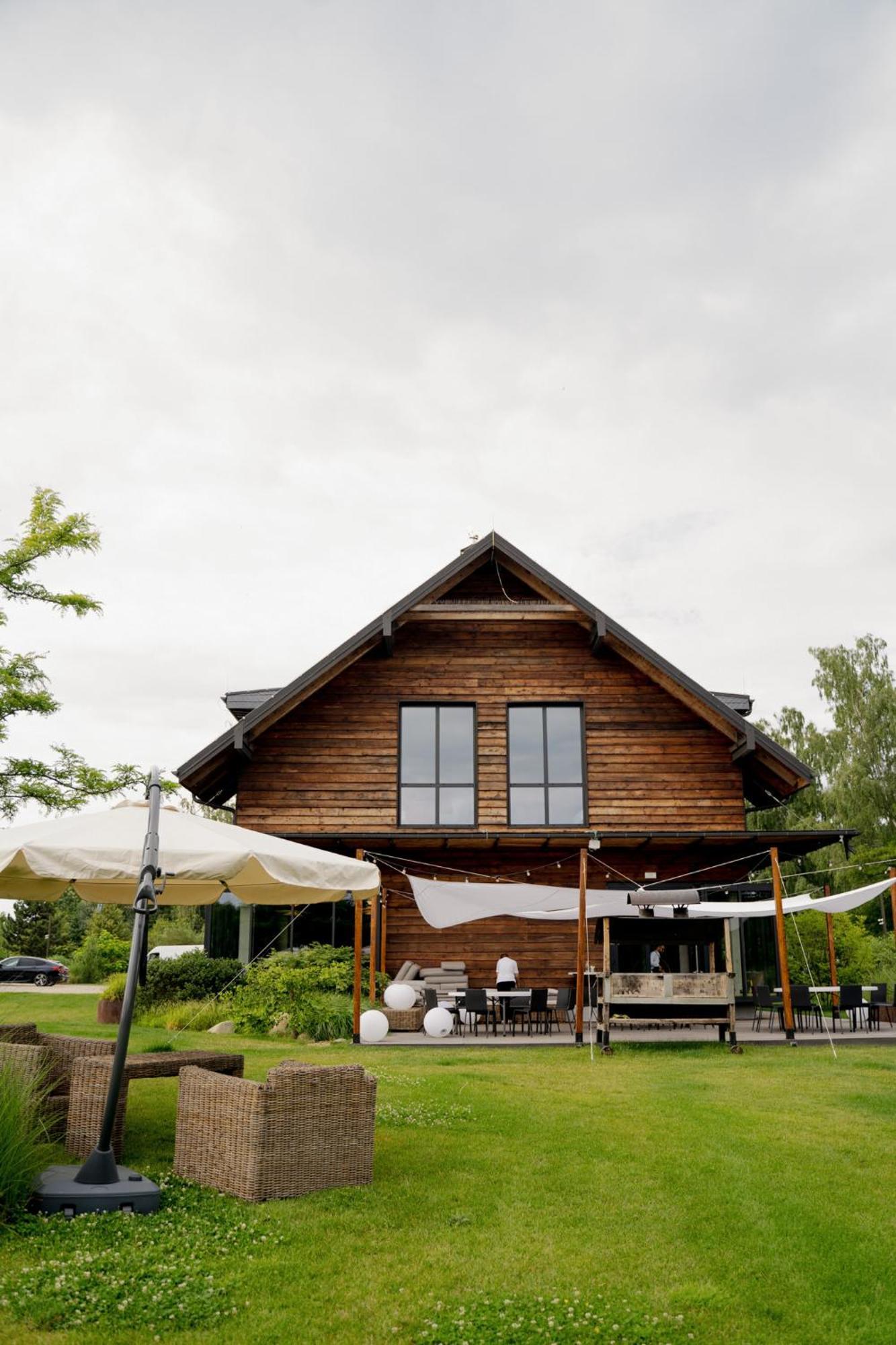 Karma House Goscienczyce Bed & Breakfast Grojec  Bagian luar foto