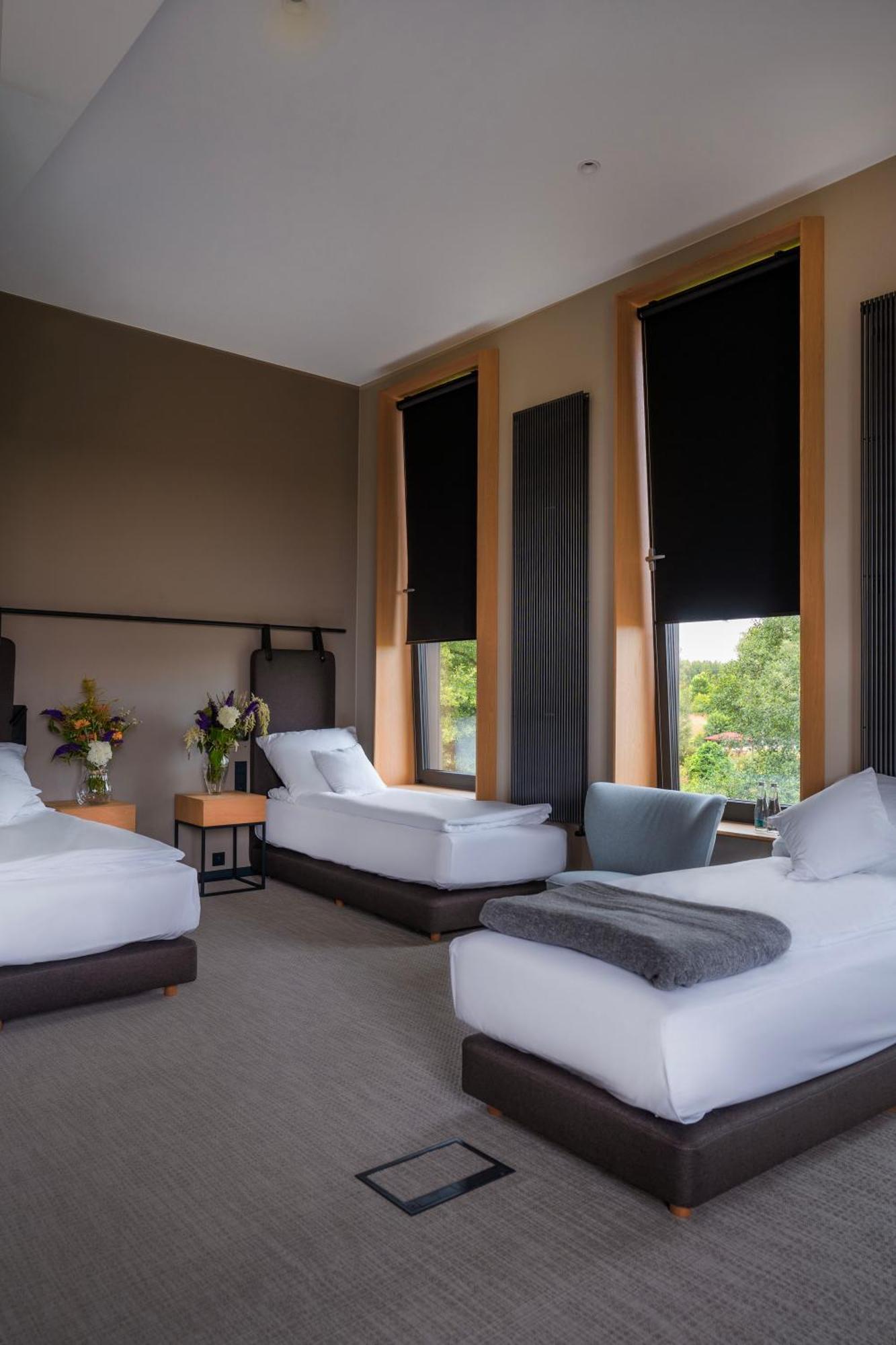 Karma House Goscienczyce Bed & Breakfast Grojec  Bagian luar foto