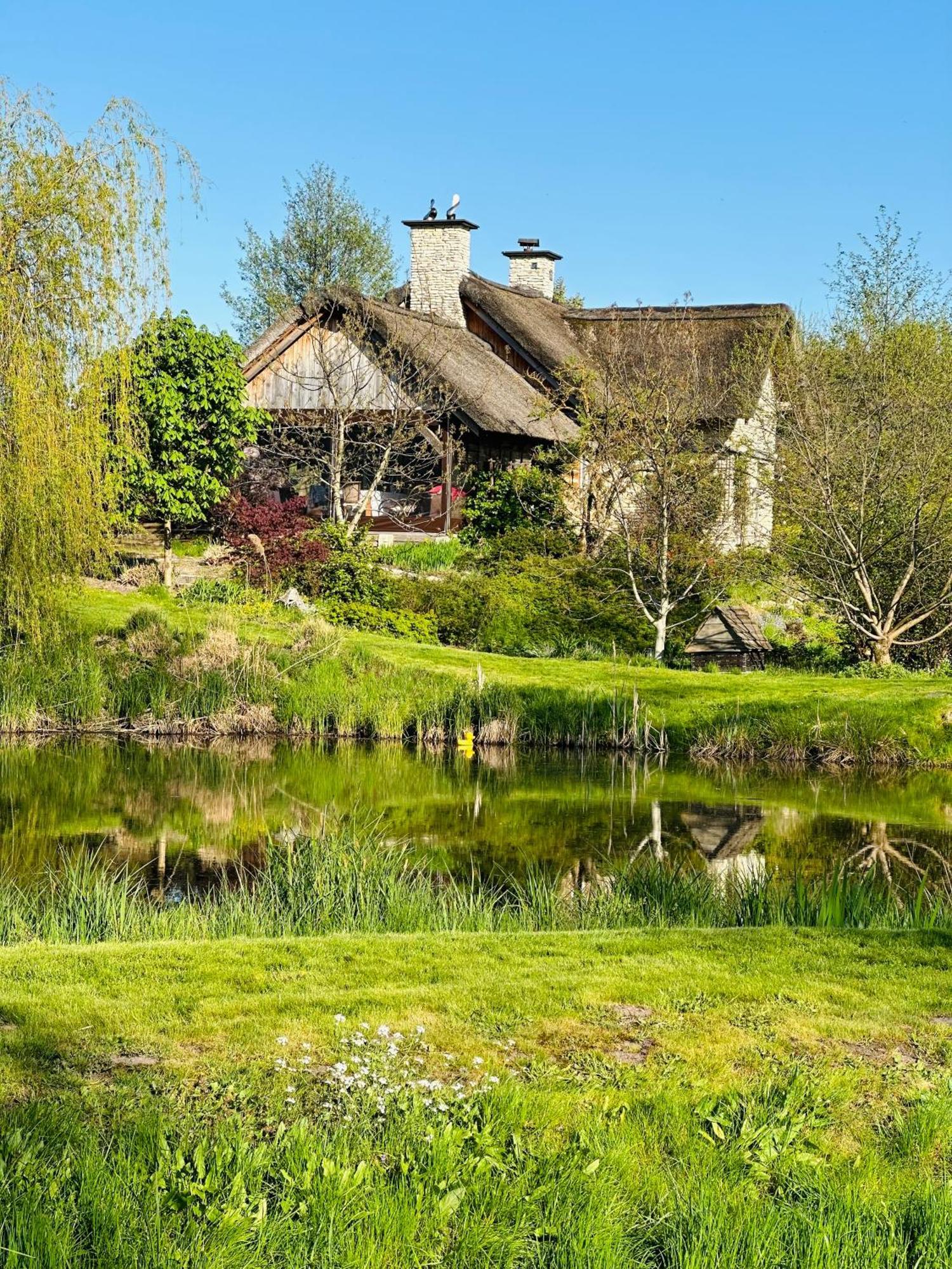 Karma House Goscienczyce Bed & Breakfast Grojec  Bagian luar foto