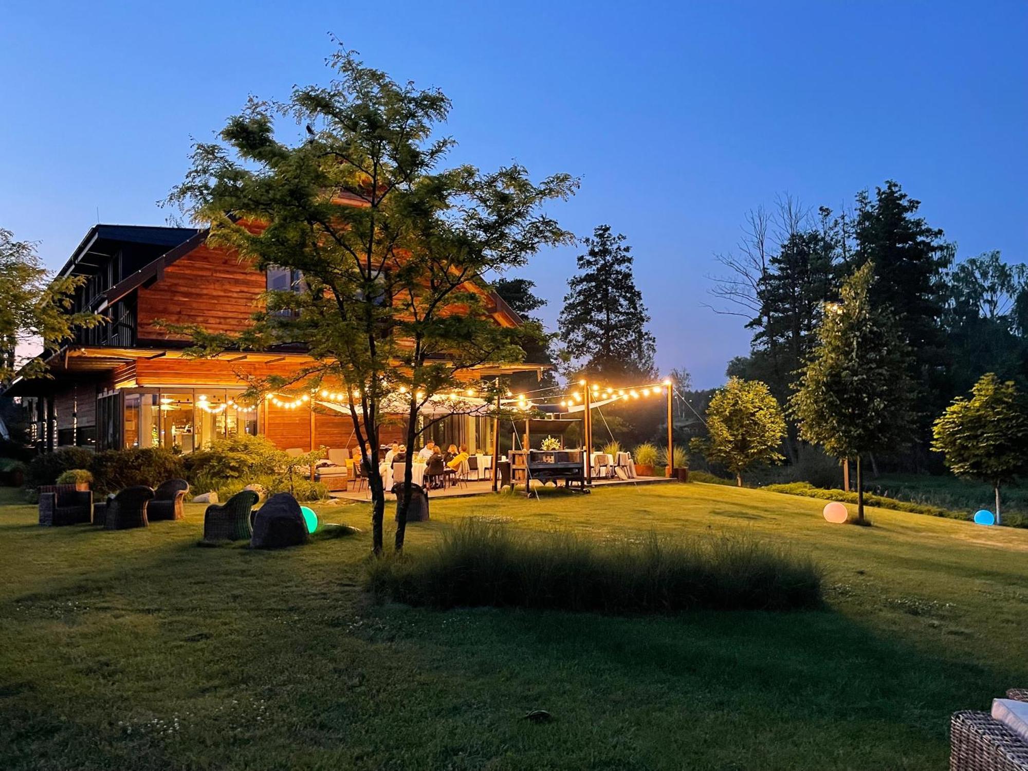 Karma House Goscienczyce Bed & Breakfast Grojec  Bagian luar foto