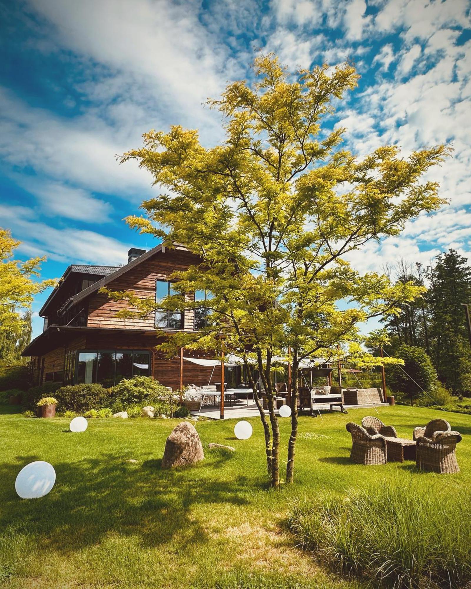 Karma House Goscienczyce Bed & Breakfast Grojec  Bagian luar foto